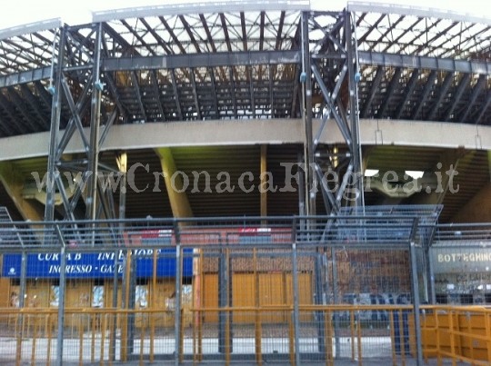 Ecco come si muore al San Paolo: l’agghiacciante racconto di un tifoso