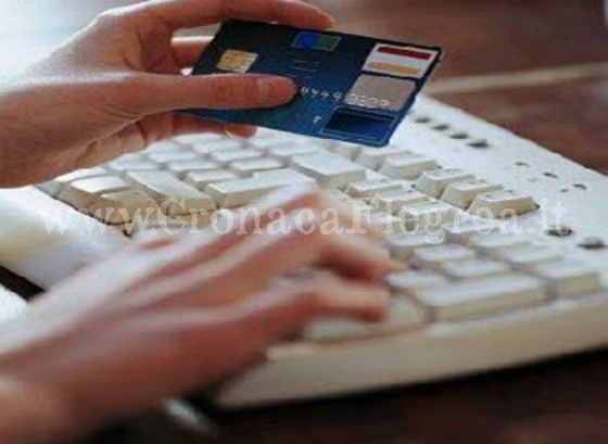 VARCATURO/ Tenta di attivare una carta di credito con documenti falsi: arrestato