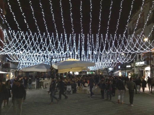 Piazza della Repubblica la sera di Natale