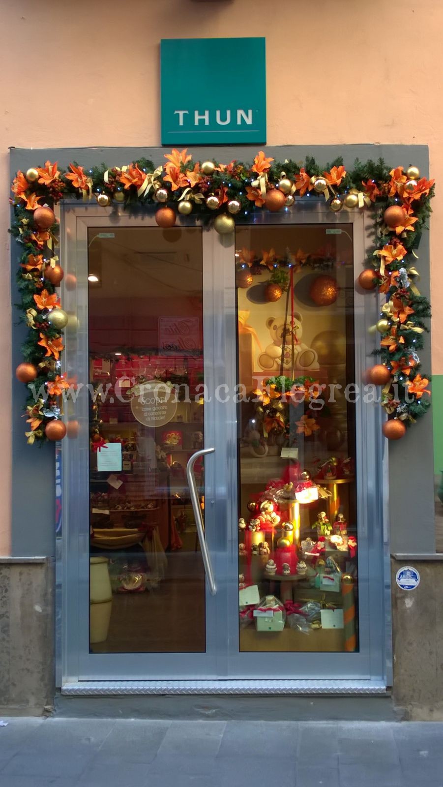 POZZUOLI/ Natale 2015, nel cuore della città il primo “Thun Shop”