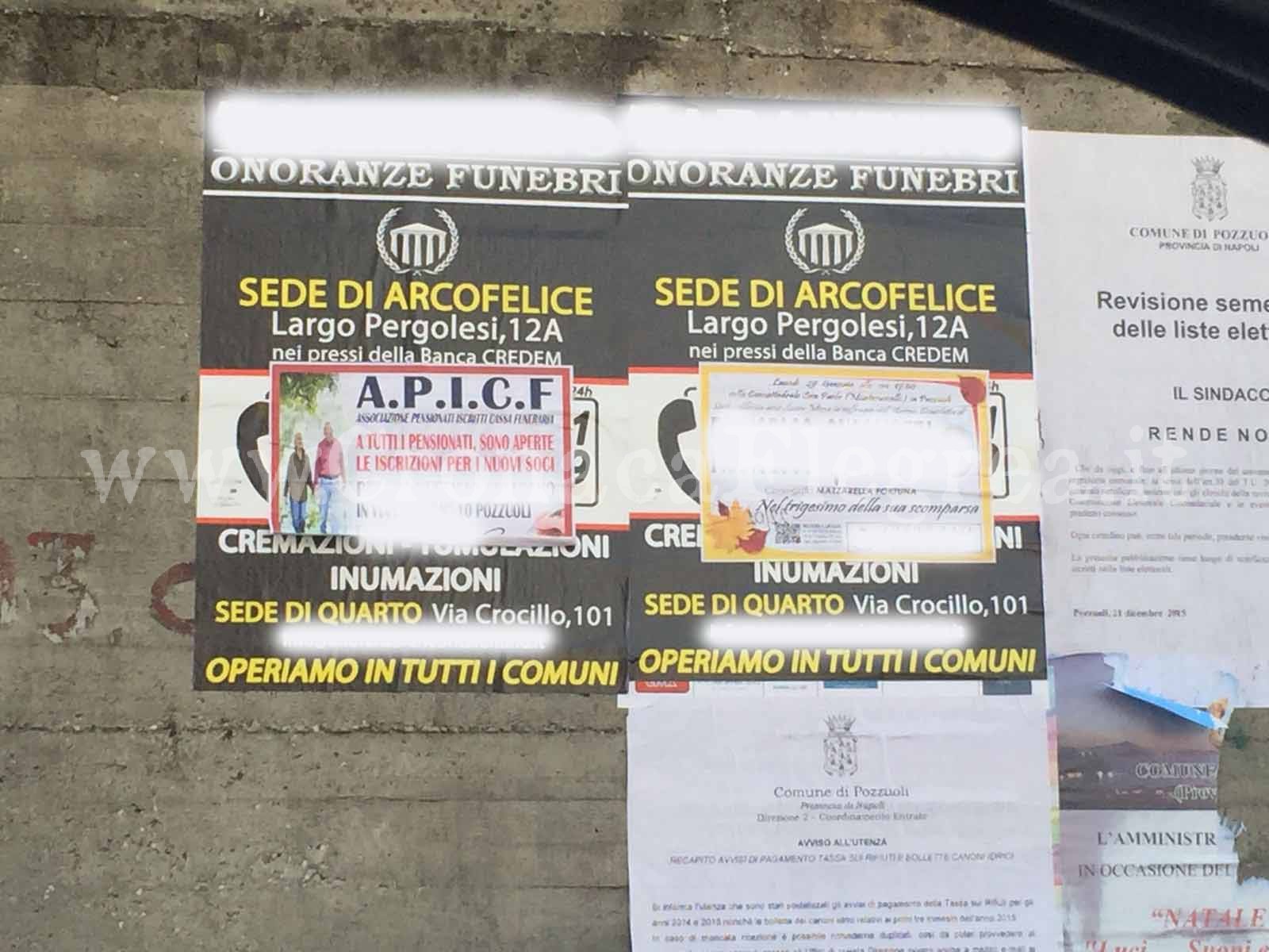 POZZUOLI/ In città la guerra dei manifesti funebri – LE FOTO