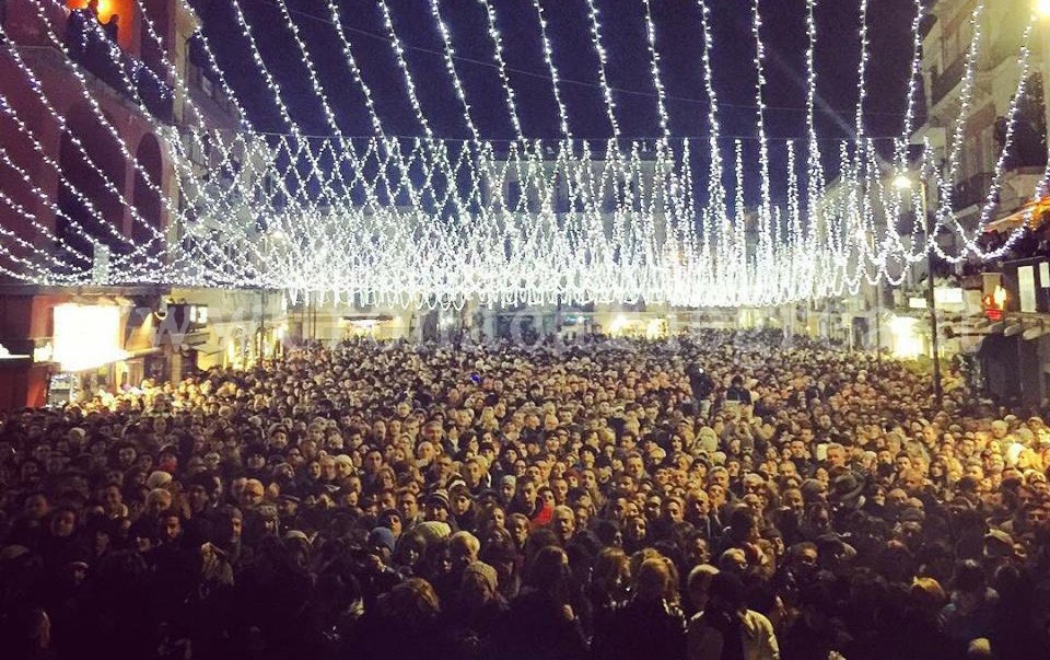 POZZUOLI/ Capodanno 2016 in piazza: è stato un successo – LE FOTO
