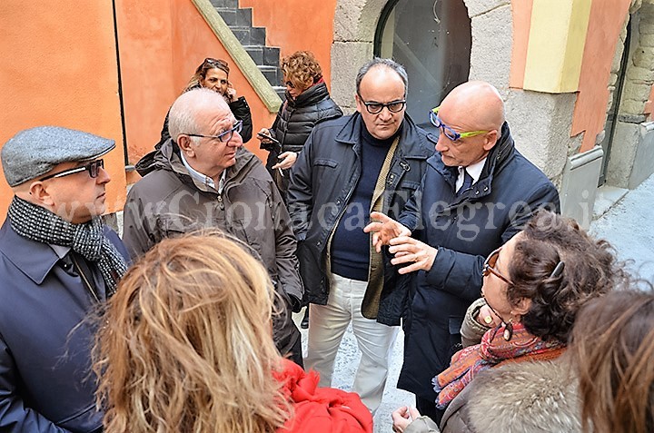 POZZUOLI/ Il sottosegretario ai Beni Culturali in visita al Rione Terra