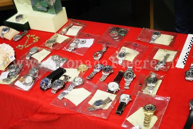 POZZUOLI/ Orafo indagato per ricettazione: smontava i Rolex rubati