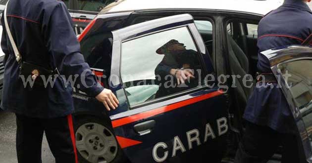 POZZUOLI/ Aggredisce la moglie incinta e poi si scaglia contro i carabinieri, arrestato