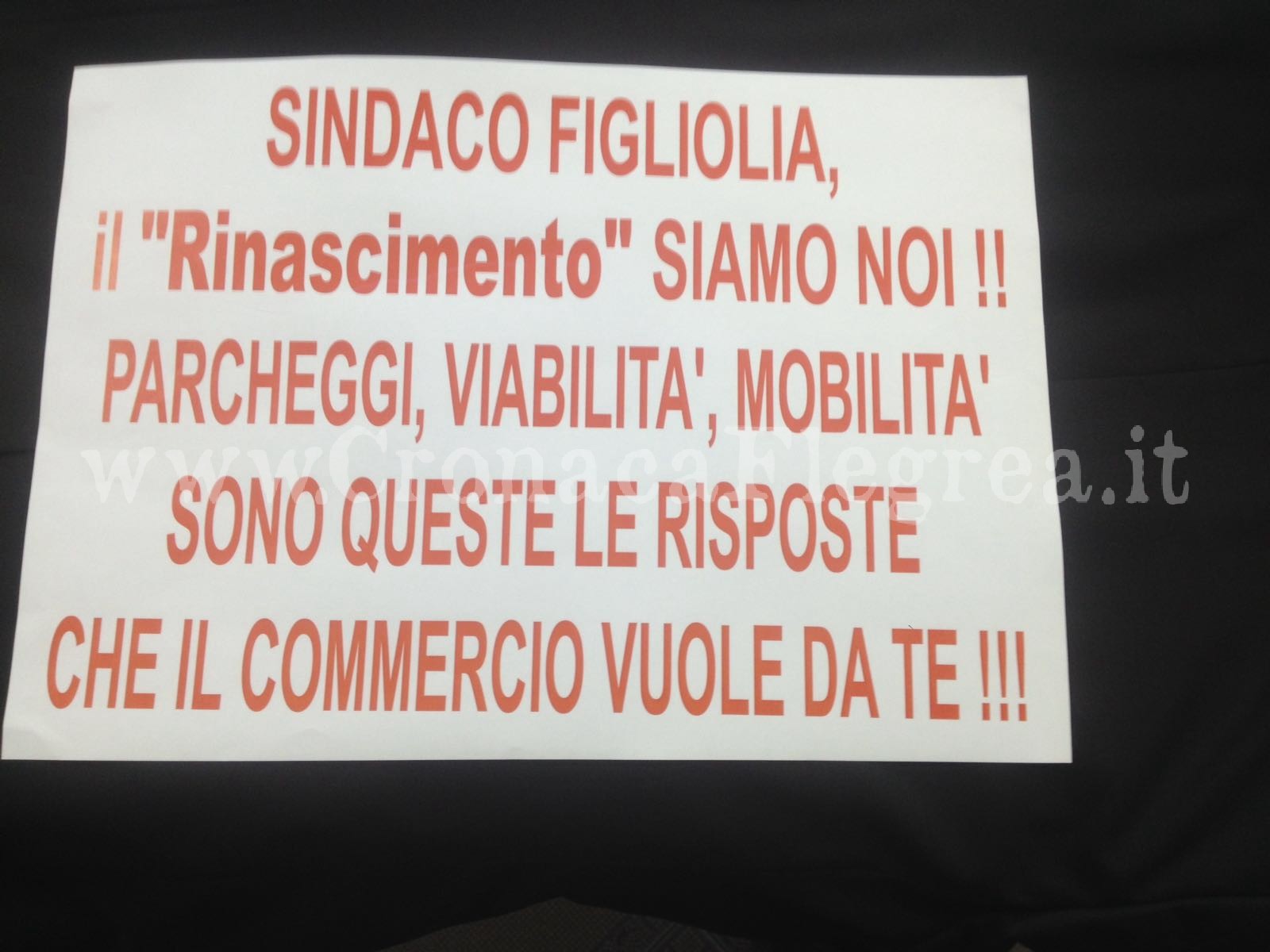 POZZUOLI/ Commercianti contro il sindaco: “Figliolia, vogliamo risposte”