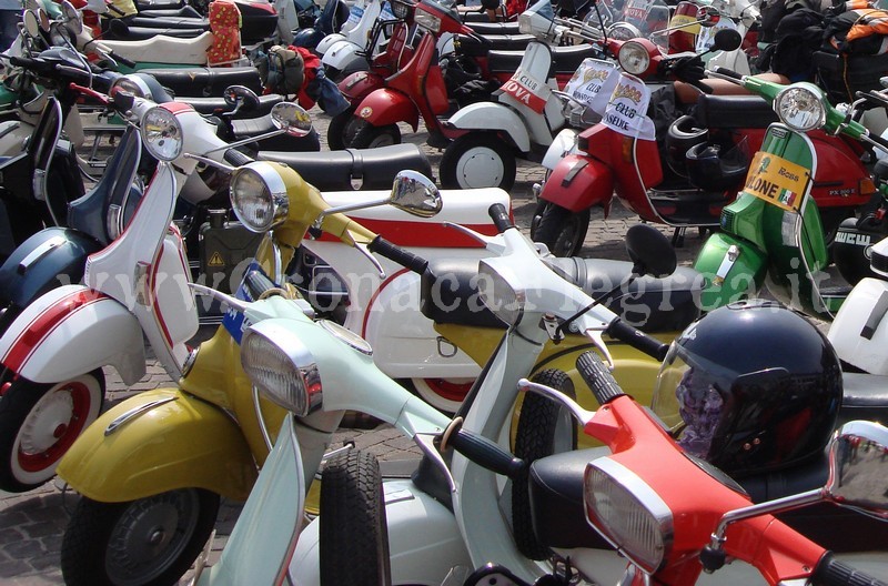 Festa della Vespa, 350 mezzi sfileranno nei Campi Flegrei