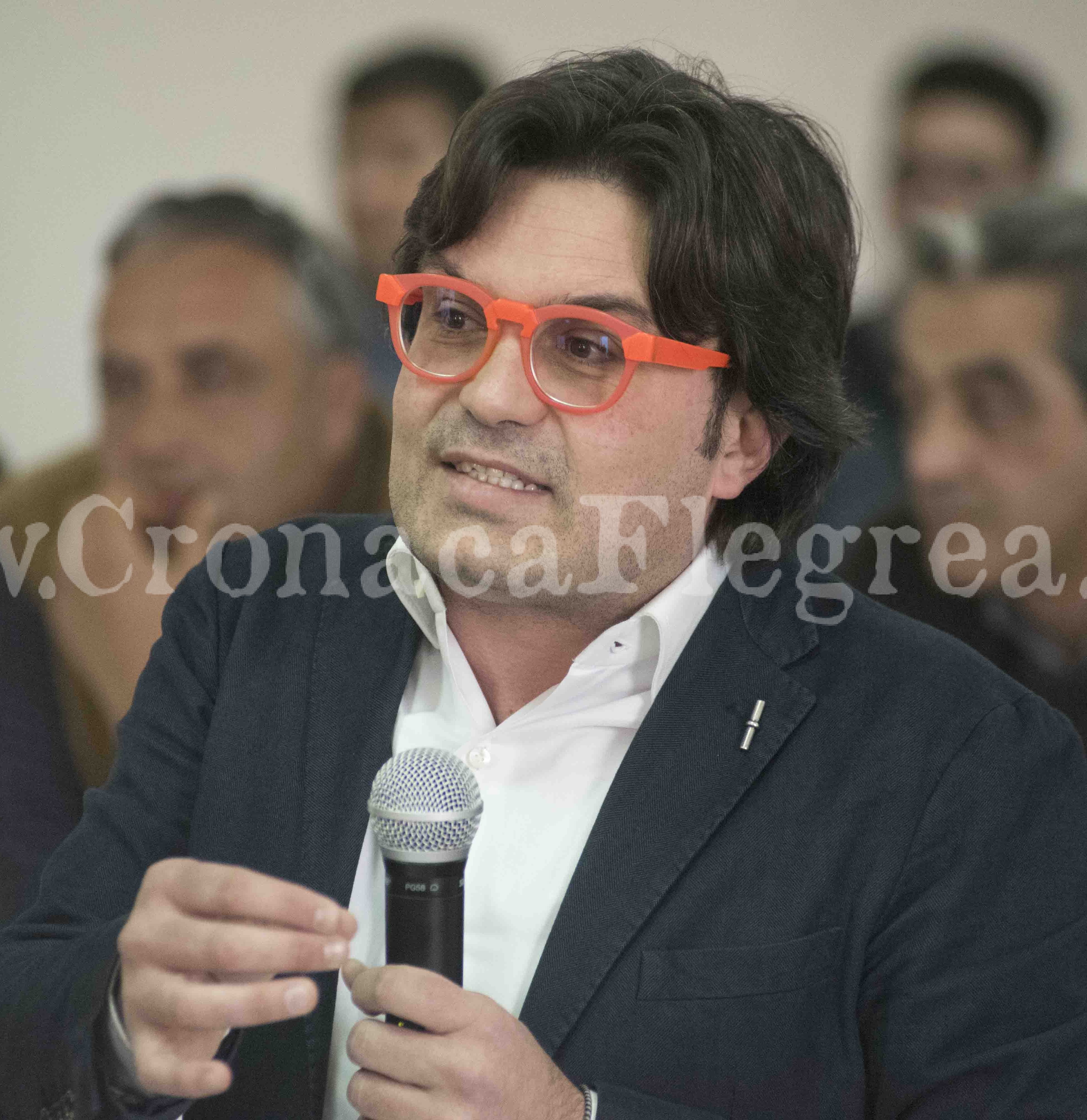 POZZUOLI/ Niki Della Corte attacca: «C’è un patto che si regge su logiche di spartizione»