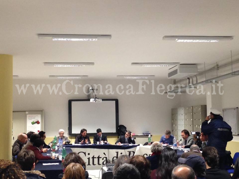 BACOLI/ «Tasse alle stelle» Opposizione all’attacco al Consiglio comunale