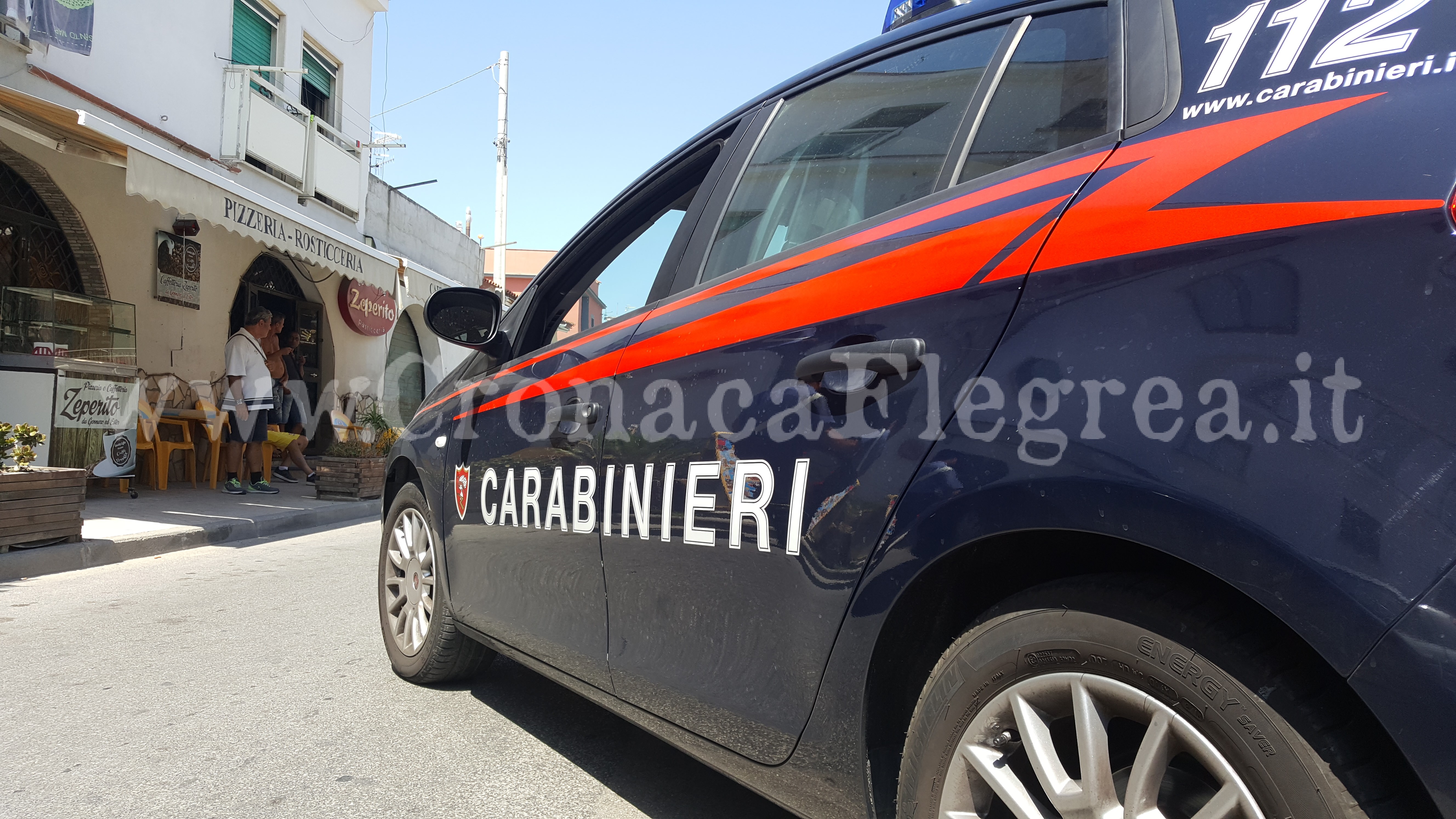 IL BLITZ/ A Licola garage trasformati in appartamenti per clandestini: denunce e sequestri