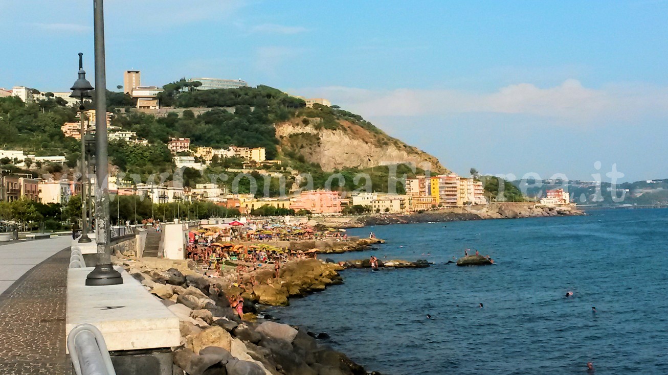 Batteri fecali oltre i limiti: a via Napoli scatta di nuovo il divieto di balneazione