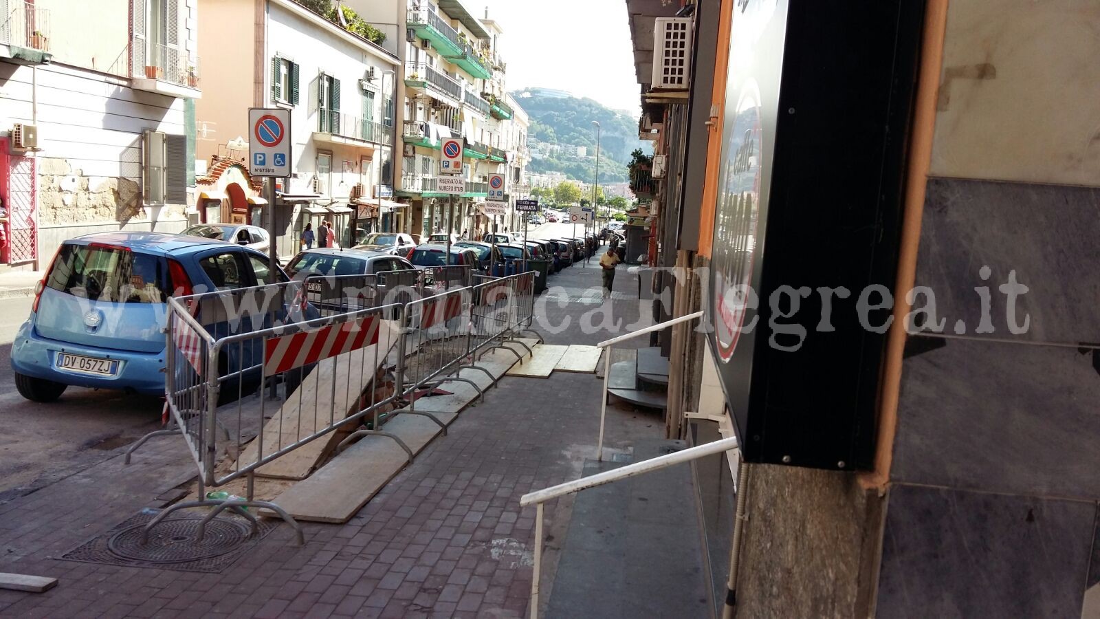 POZZUOLI/ La denuncia: “Via Matteotti, la strada di nessuno”