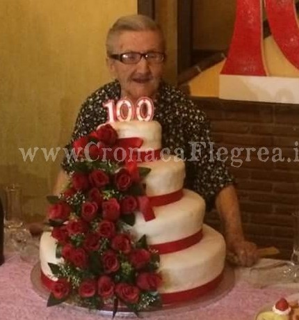 POZZUOLI/ Carmela Trincone, la nonnina del Rione Terra compie 100 anni