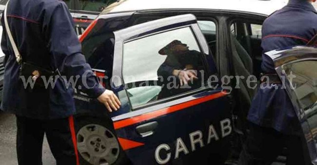 QUARTO/ Non si ferma all’alt e travolge due carabinieri, preso dopo lunga fuga