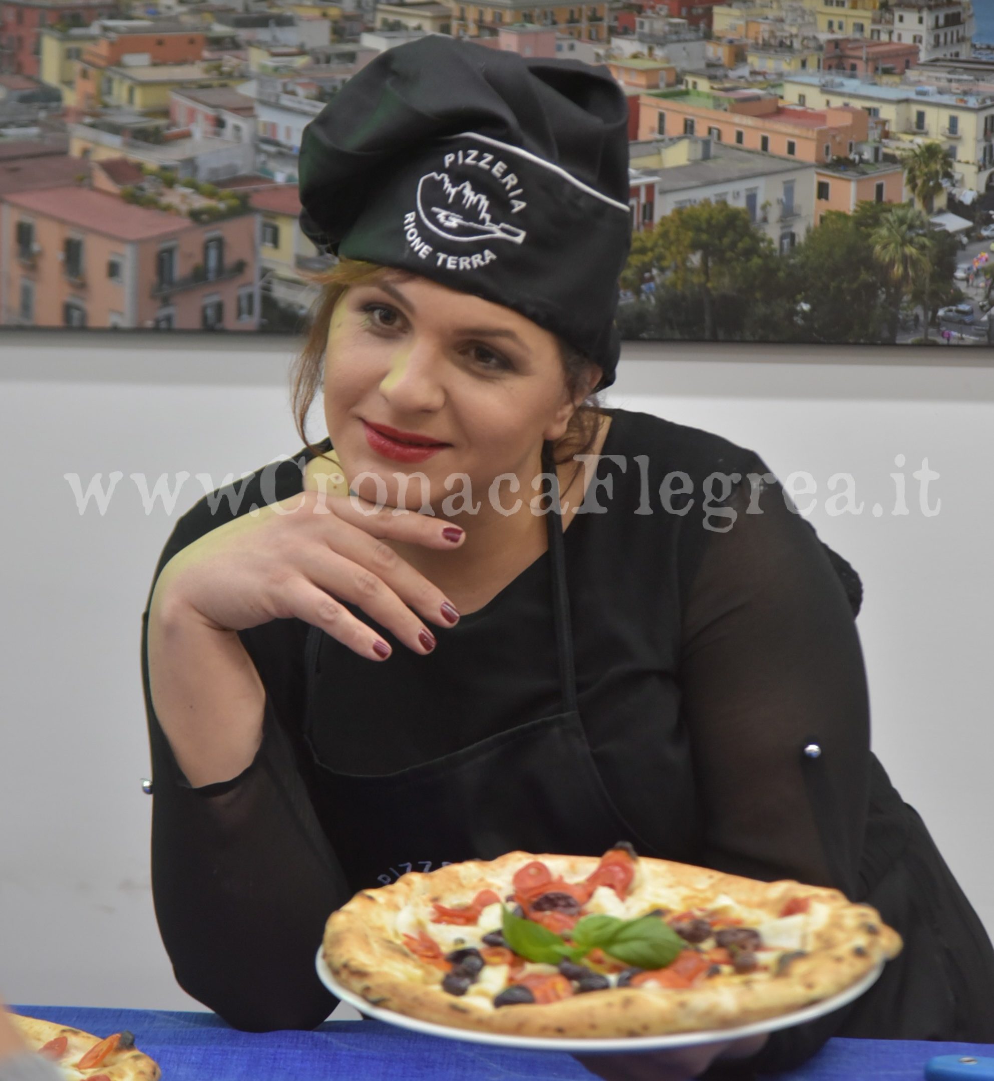 CURIOSITA’/ Nasce a Pozzuoli la pizza al baccalà – LE FOTO