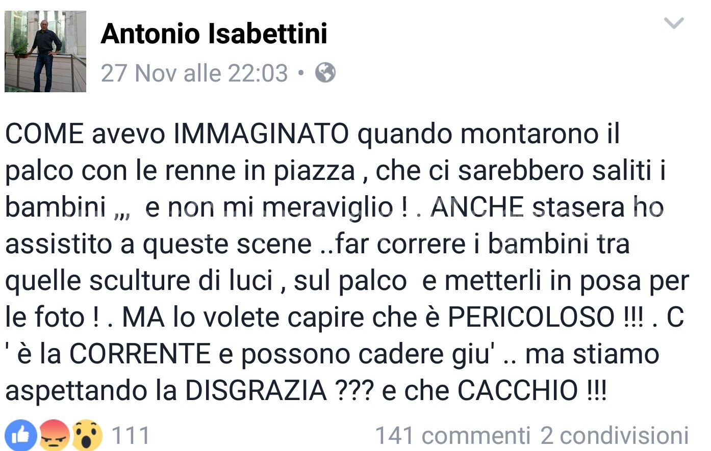 L’APPELLO/ “Basta con i bambini sulle luminarie, è pericoloso!”