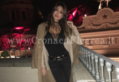 A Pozzuoli cena di gala con la bellissima Cristina Buccino