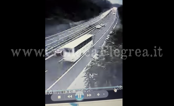 POZZUOLI/ Strage del bus, spunta un video: «Emersi nuovi ed inquietanti elementi» – GUARDA