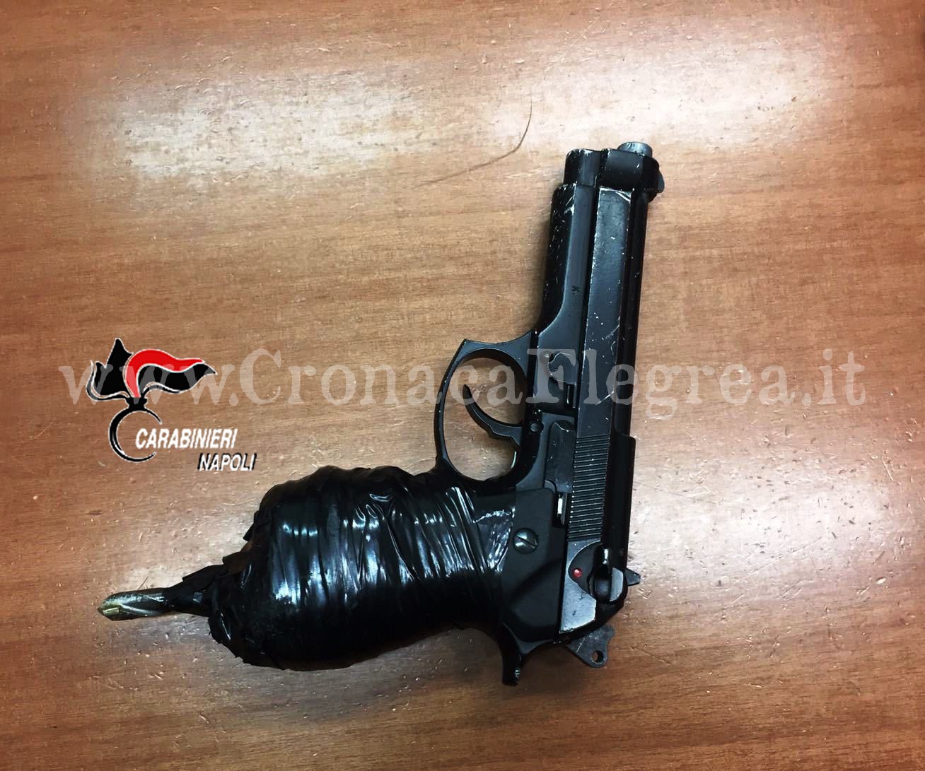 Rapina Rolex con pistola modificata: preso dai carabinieri