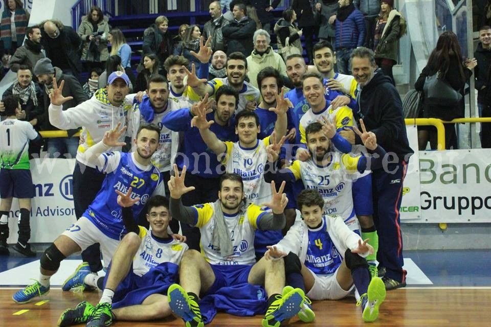 PALLAVOLO/ Il Rione Terra Volley sa solo vincere: 3-1 alla Sacs Napoli