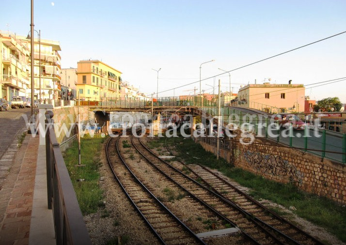 POZZUOLI/ Dipendenti tutti malati: chiuso il passaggio a livello