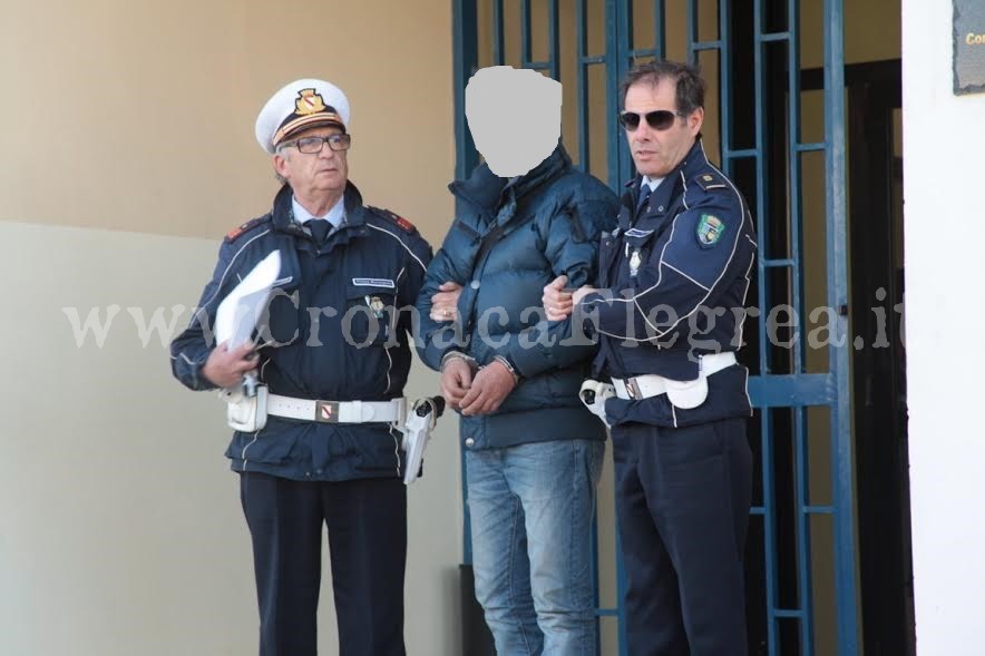 POZZUOLI/ Algerini arrestati per furto: condannati a 1 anno e 4 mesi – LE FOTO