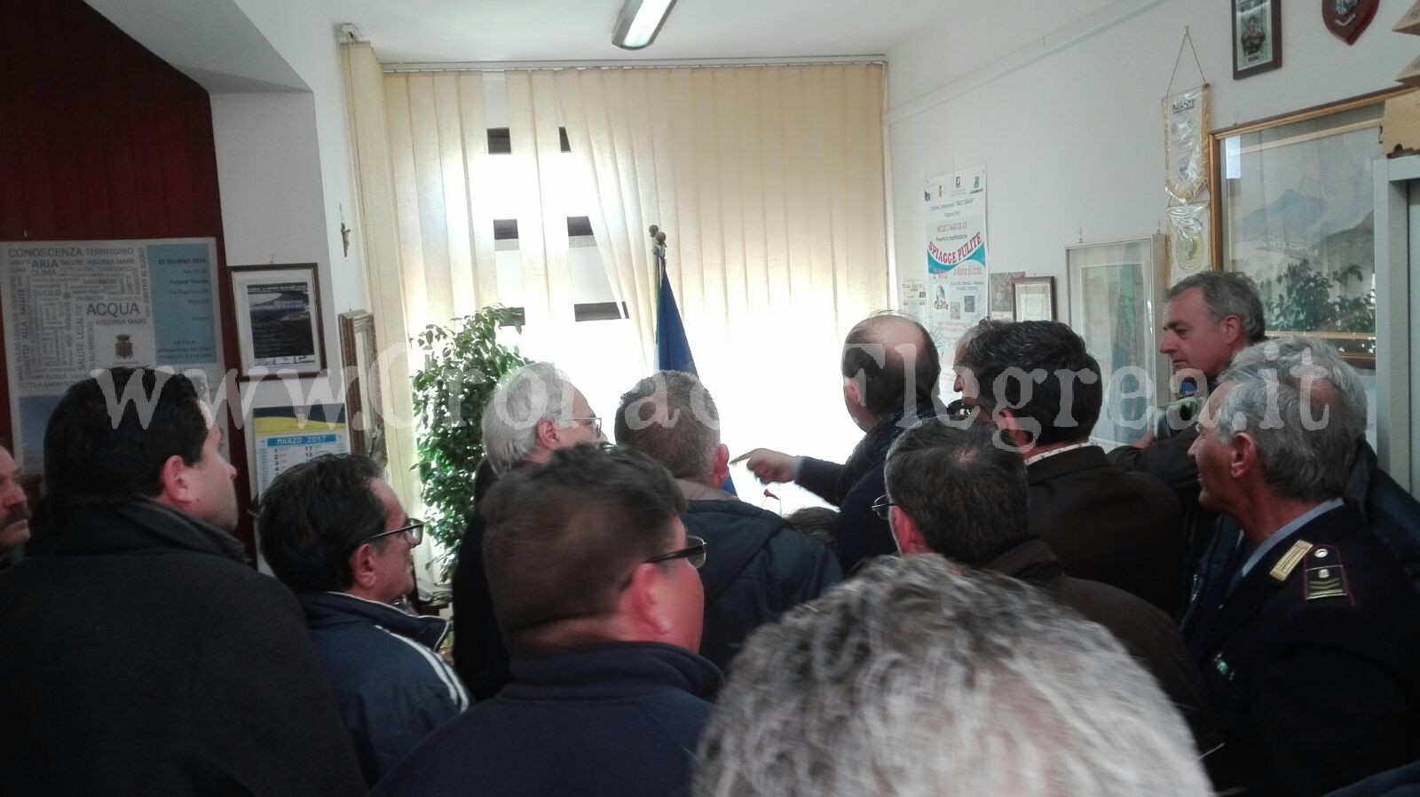 POZZUOLI/ Sindacati contro l’amministrazione: “Goffo tentativo di bloccare lo sciopero”