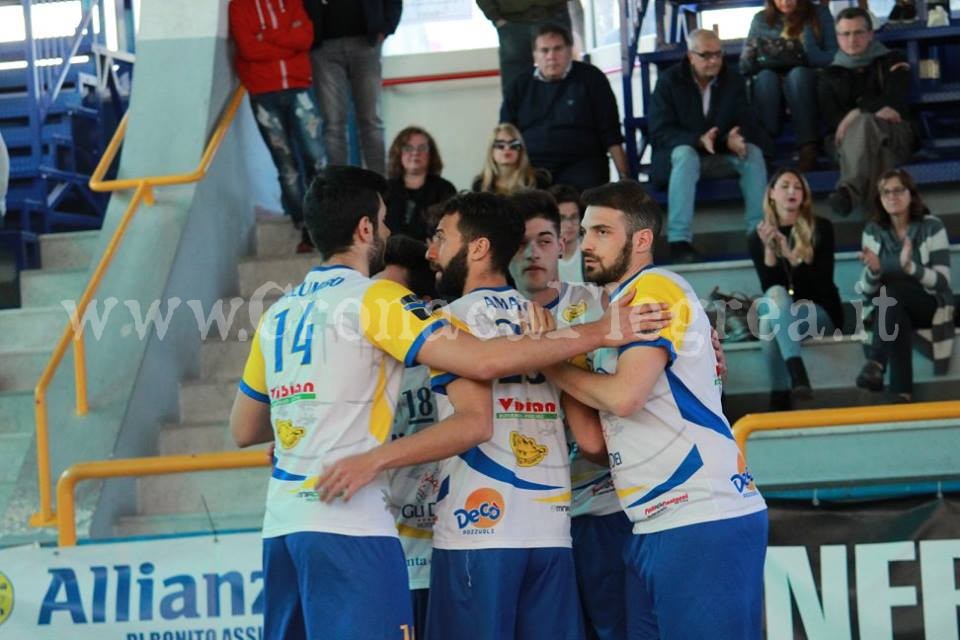 PALLAVOLO/ Rione Terra da urlo: Ischia battuta in 3 set e semifinali in vista