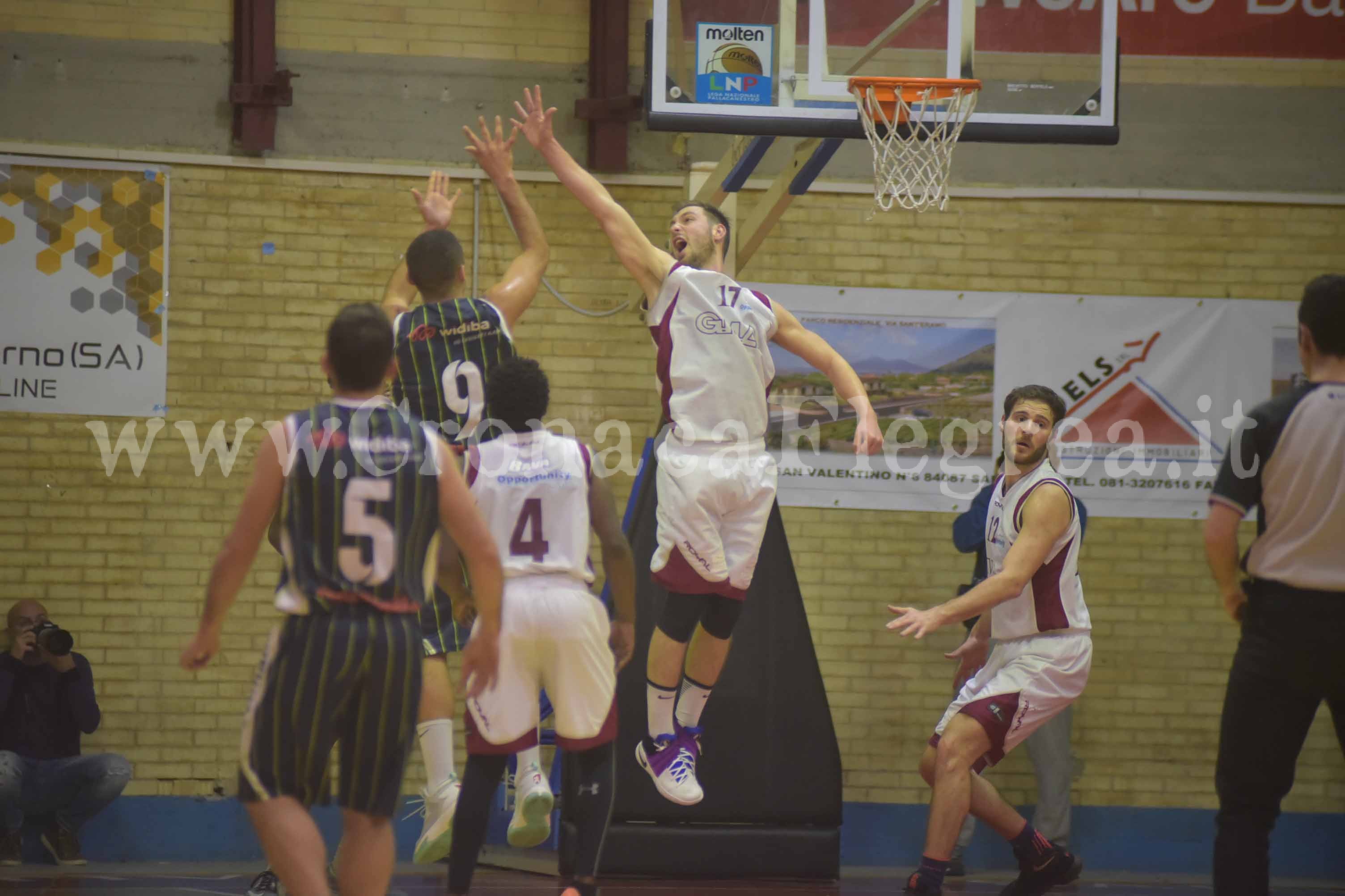 BASKET/ La Virtus sbanca Angri, sabato all’Errico si gioca l’accesso in finale