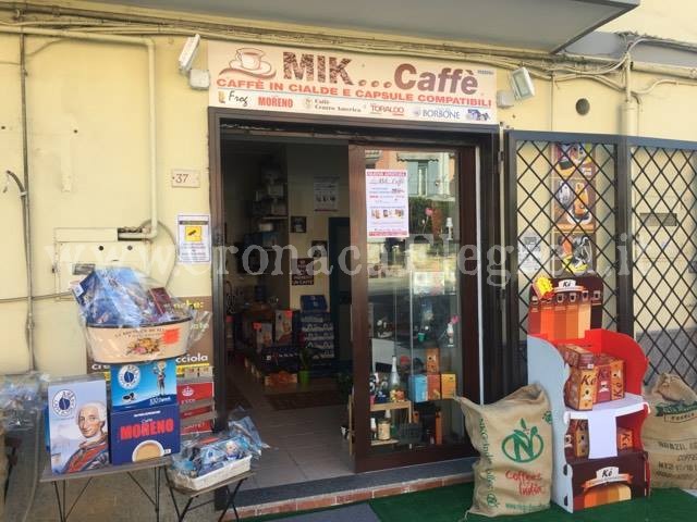 POZZUOLI/ Apre “Mik…Caffè”, il primo supermarket del caffè in cialde