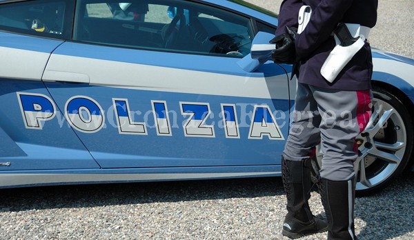 POZZUOLI/ «O mi date i soldi o andate via» Parcheggiatore abusivo arrestato a via Napoli