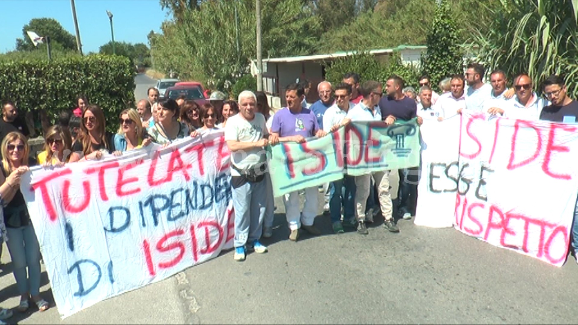 POZZUOLI/ Centro Iside a rischio chiusura, la protesta scende in strada