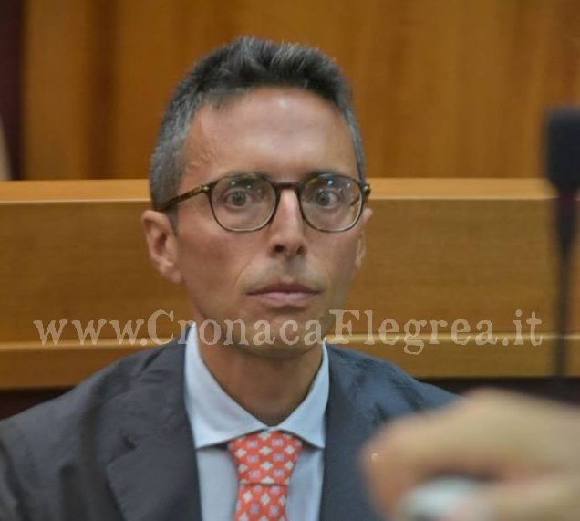 POZZUOLI/ Caso parcometri, l’Assessore al bilancio risponde ai consiglieri 5 Stelle