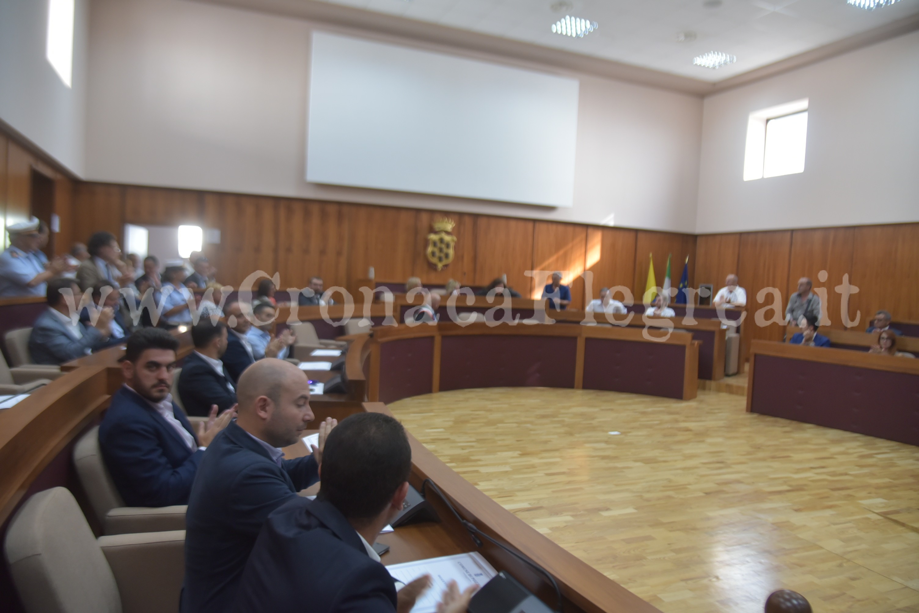 POZZUOLI/ Sarà intitolata al professor Angelo Nino Gentile la sala del Consiglio Comunale