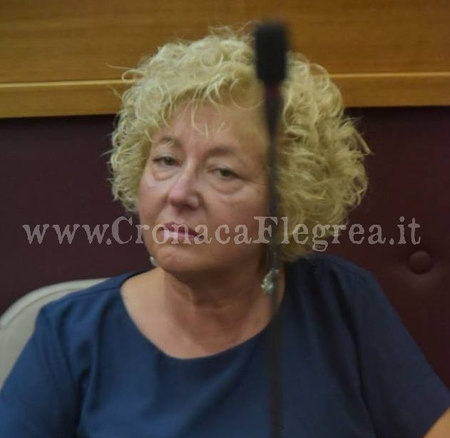 POZZUOLI/ I commercianti chiedono la testa dell’assessore Moccia Di Fraia: pressing sul sindaco per la revoca delle deleghe