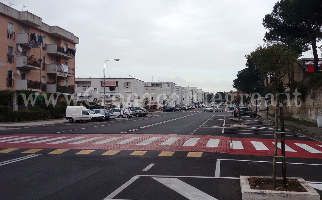 POZZUOLI/ Lavori a Monterusciello: abbattuti tutti gli alberi e ripavimentata via Parini