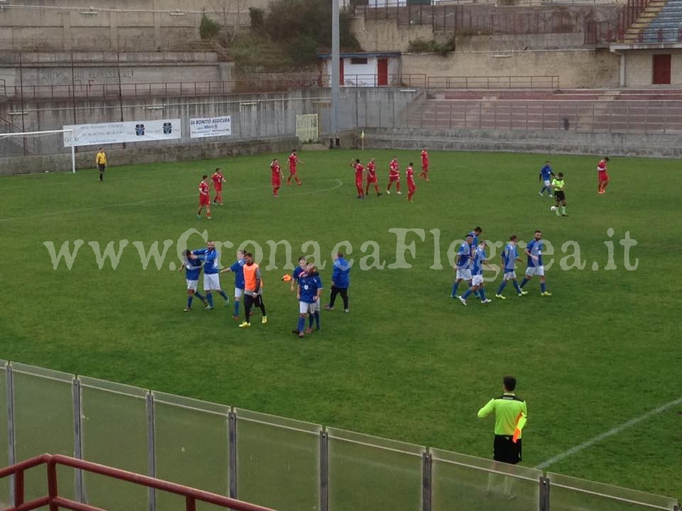 CALCIO/ Gli highlights e i gol della partita tra Rione Terra e Ponticelli