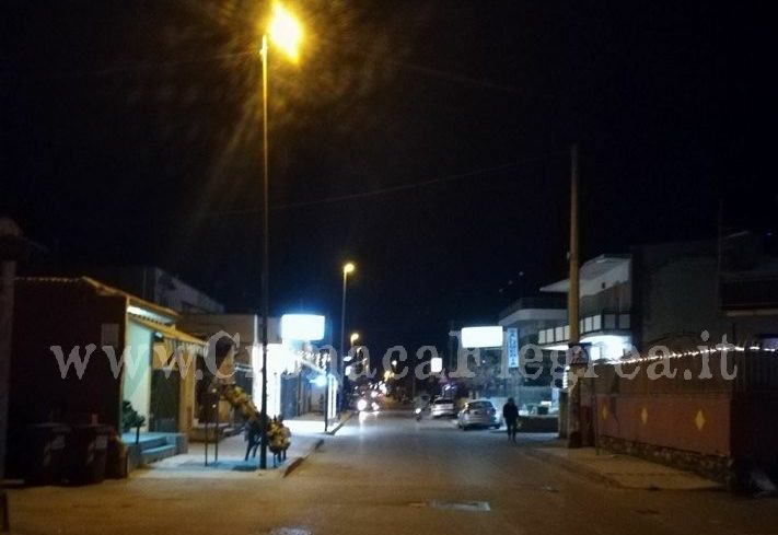 POZZUOLI/ Furto di cavi elettrici a Licola Mare: il quartiere resta senza illuminazione