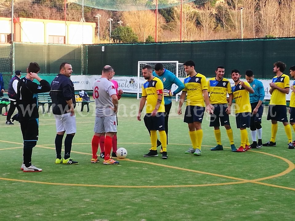 CALCIO A 5/Il Real Pozzuoli non si ferma più: vittoria in rimonta con il CUS Napoli