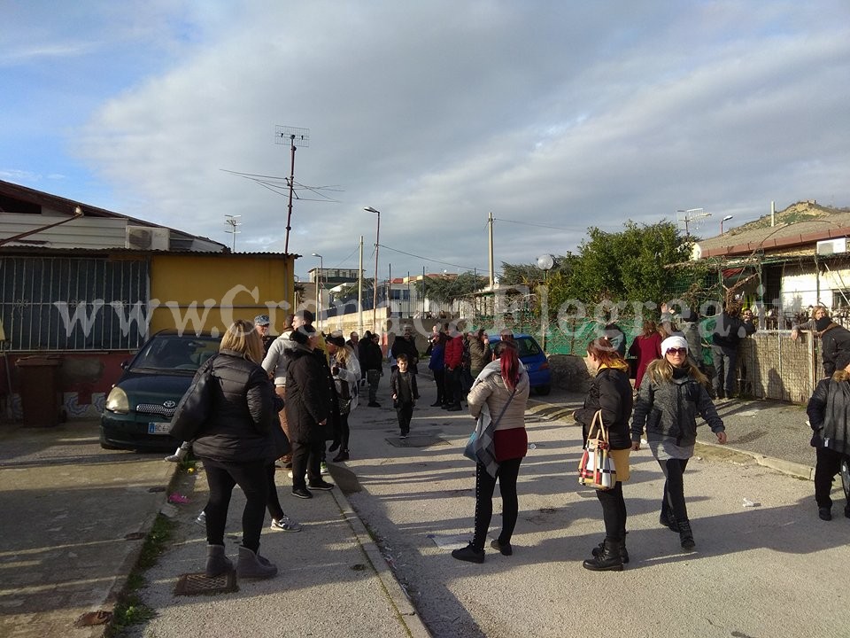 POZZUOLI/ Sgombero campo container, il sindaco Figliolia rompe il silenzio
