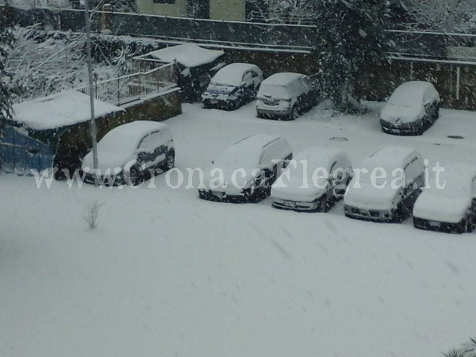 Neve e freddo: a Pozzuoli scuole chiuse anche mercoledì