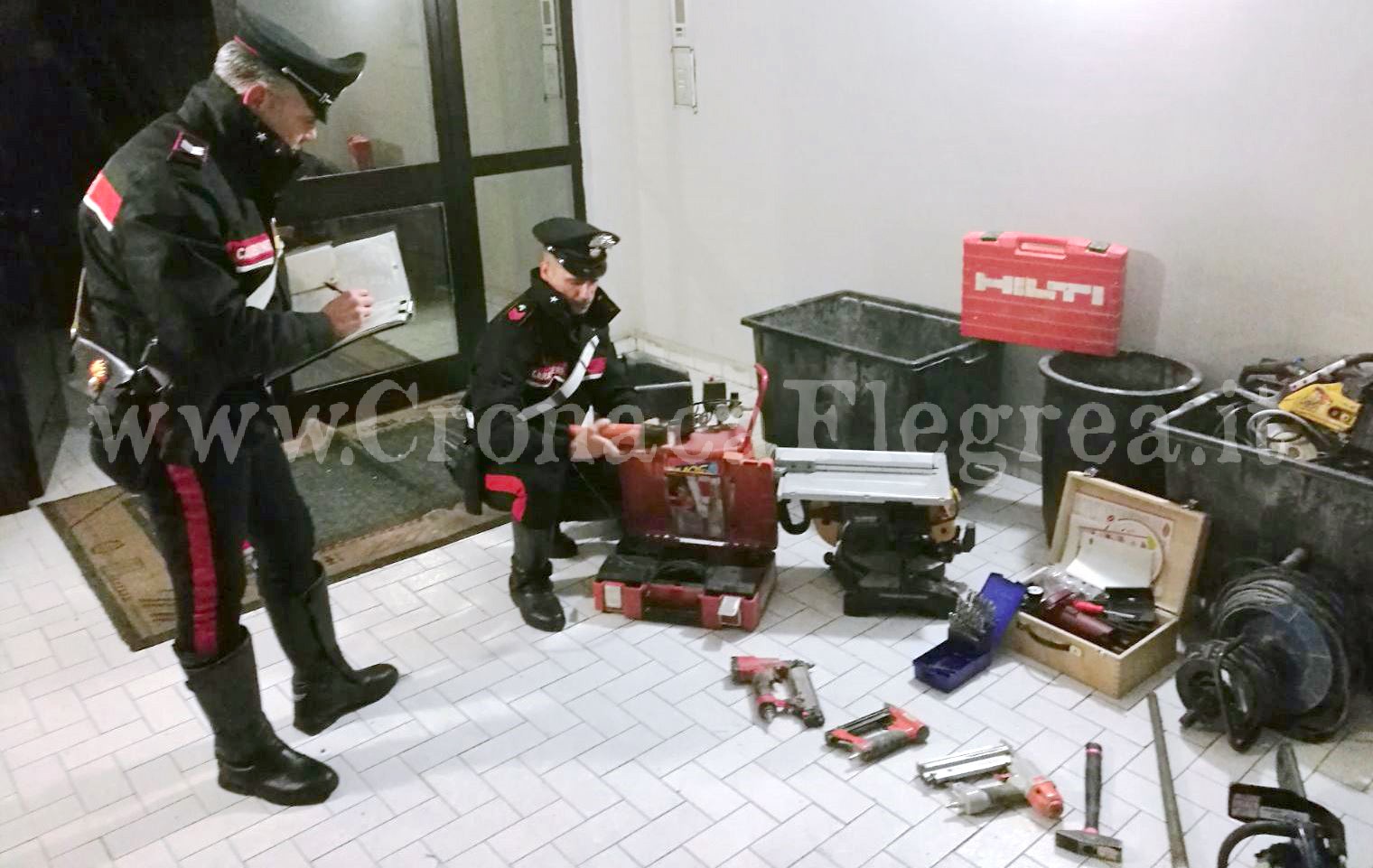 POZZUOLI/ Ruba gli utensili di una falegnameria in via Campana: 40enne arrestato dai carabinieri