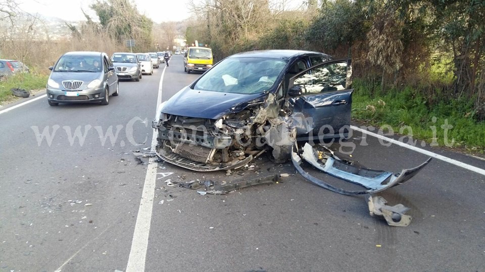 POZZUOLI/ Spaventoso incidente a Monterusciello: 3 feriti