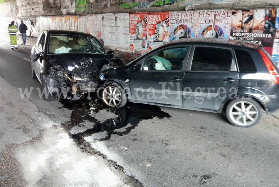 POZZUOLI/ Spaventoso incidente al Rione Toiano: ferite 4 persone – LE FOTO