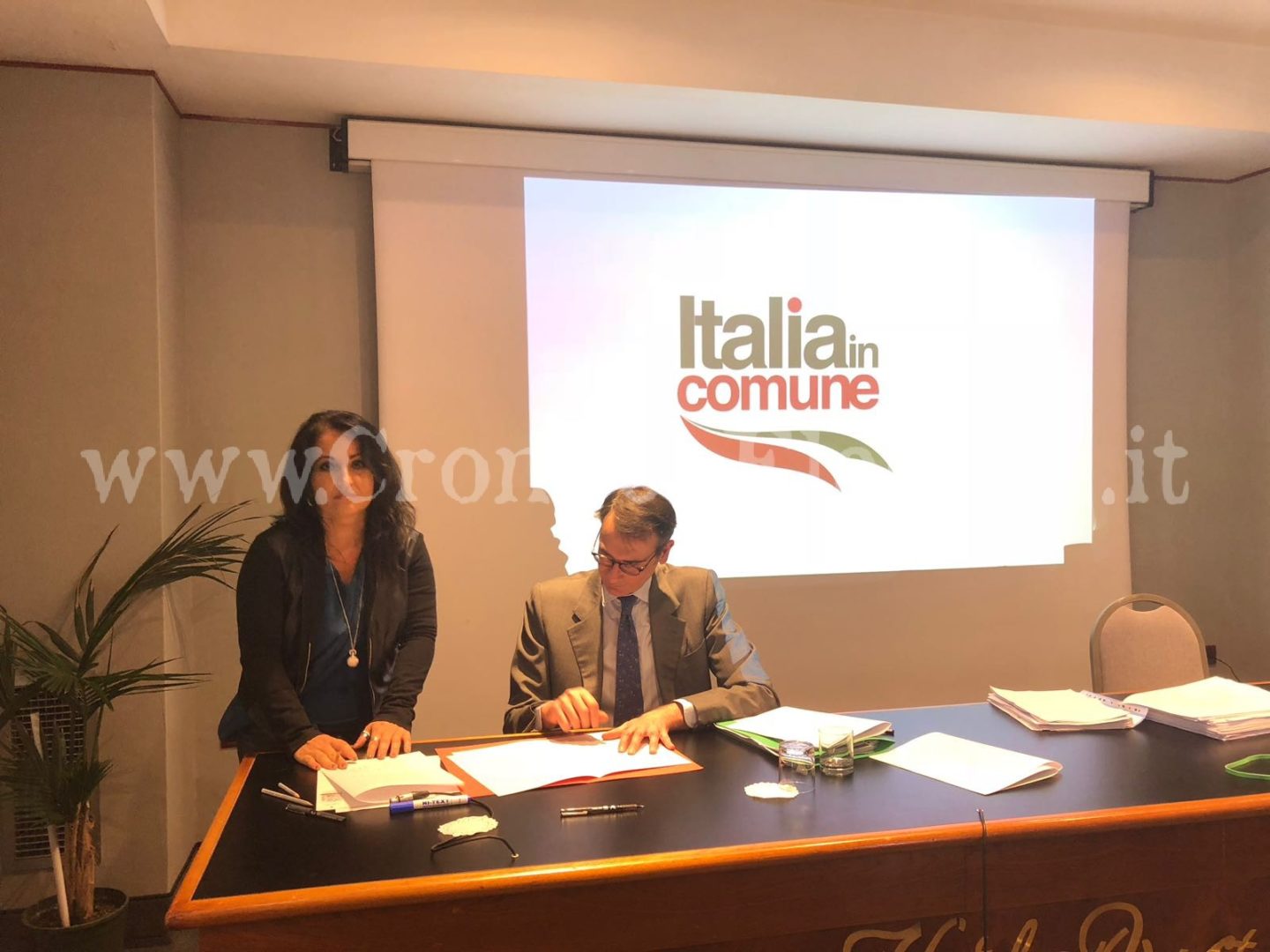 ELEZIONI QUARTO/ Rosa Capuozzo incassa il sostegno di Fratelli d’Italia e Rivoluzione Cristiana