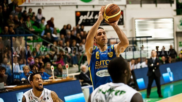 BASKET/ Virtus, arriva il playmaker Gennaro Tessitore