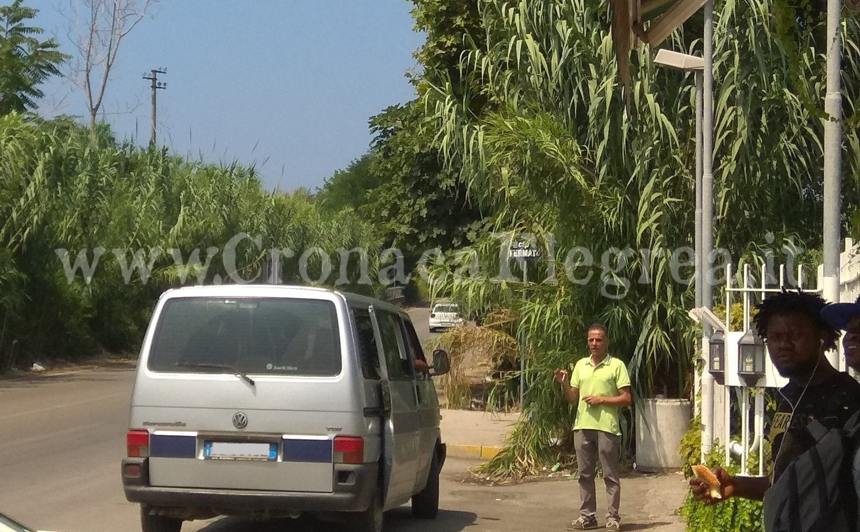 POZZUOLI/ Dopo il reportage di Cronaca Flegrea fermati a Licola i bus dell’illegalità