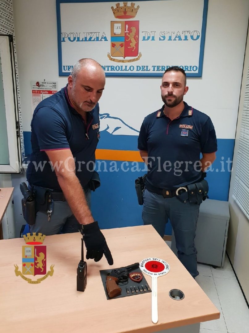 Nascondeva la pistola nelle parti intime: arrestato pregiudicato