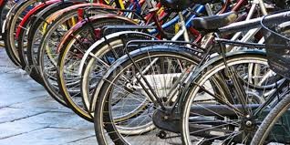 “Un mattone per il mondo”, la staffetta ciclistica fa tappa a Pozzuoli