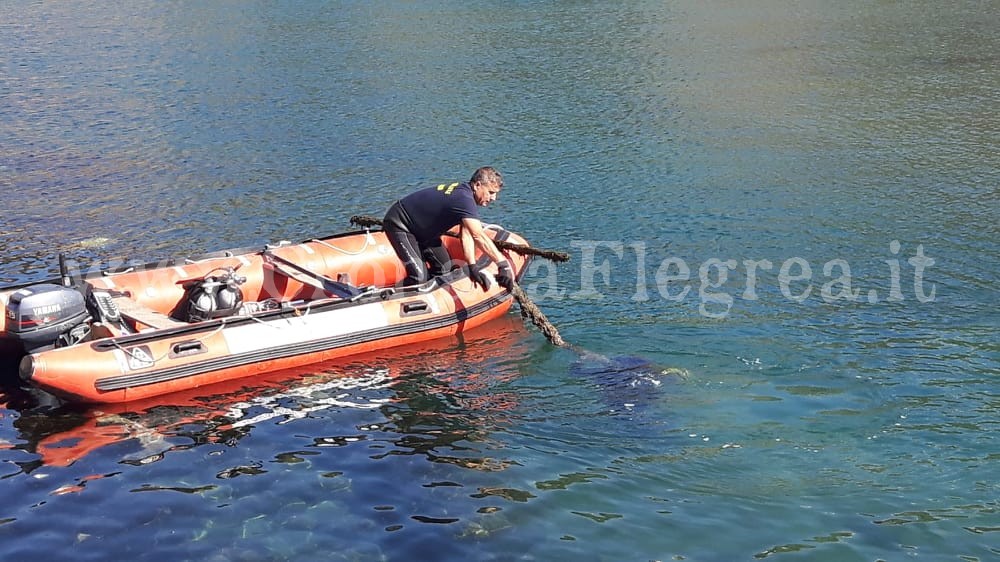 MONTE DI PROCIDA/ Pulizia ad Acquamorta: rifiuti e reti da pesca sui fondali